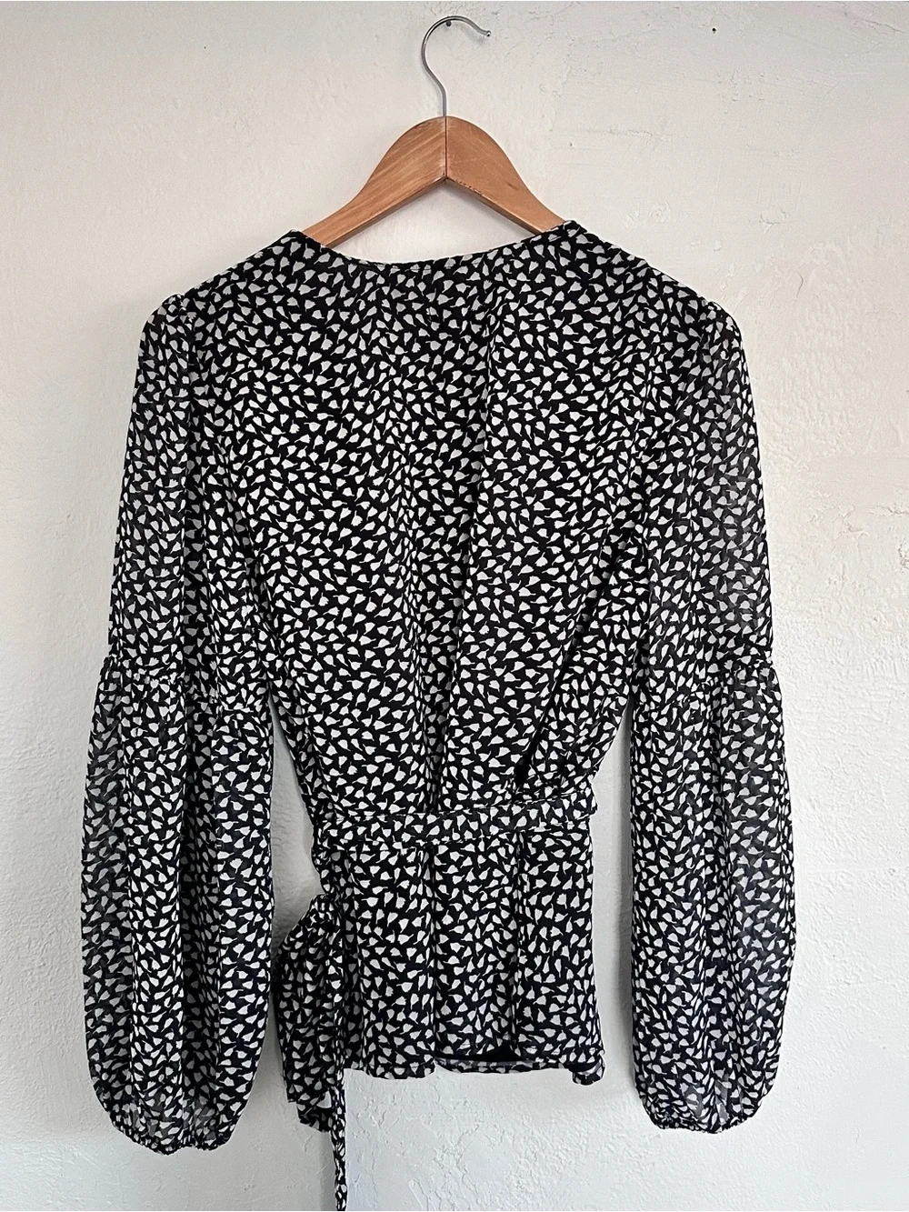 NEW NWT Anthropologie Porridge Puff Sleeve Wrap Blouse with Tie Waist